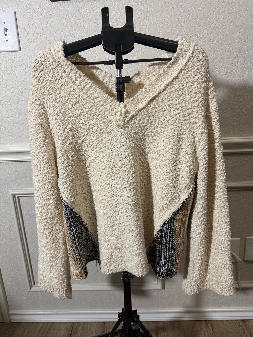 POL Large Cream Boho Knit Sweater Colorblock Pullover